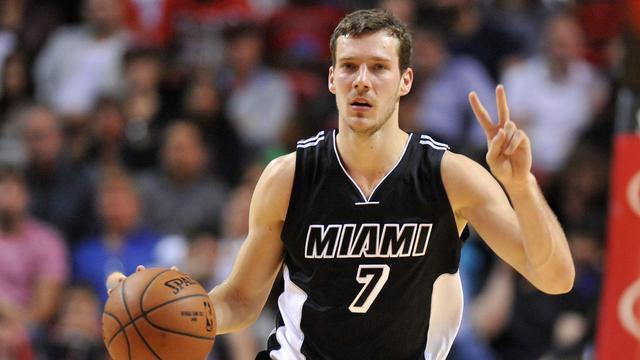 展示其身体 展示其身体