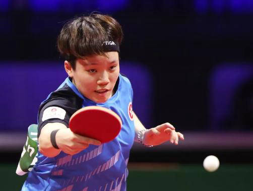 在车站焦急 在车站焦急